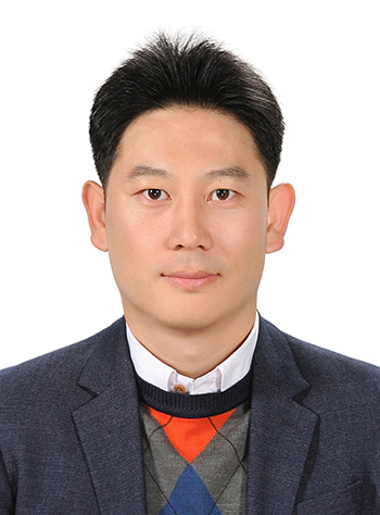 박병섭 교수 사진